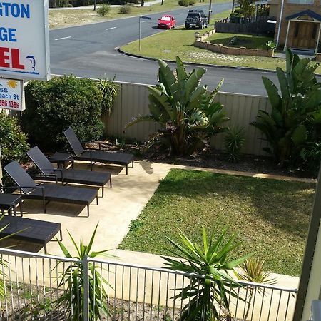 Harrington Village Motel Manning Point Room photo